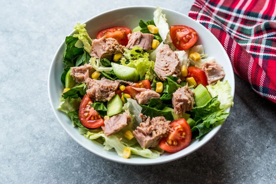 TON BALIKLI SALATA (BÜYÜK)