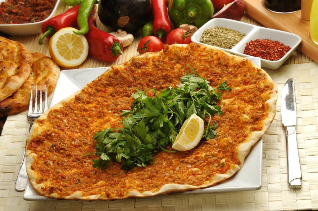 ÖZEL LAHMACUN